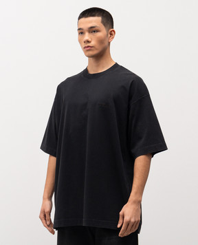 Vetements Чорна футболка прямого крою з вишивкою логотипа ME76TR139BB