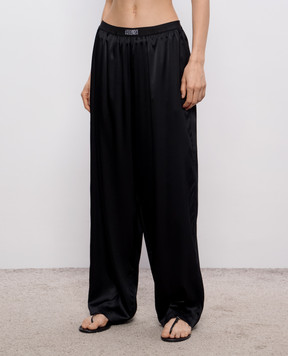 Maison Margiela MM6 Чорні штани із шовком в піжамному стилі MJH220050