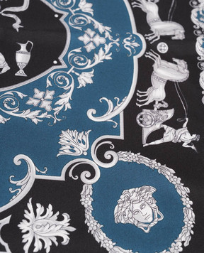 Versace Синий платок из шелка в принт Hall of Heroes 10016021A16811