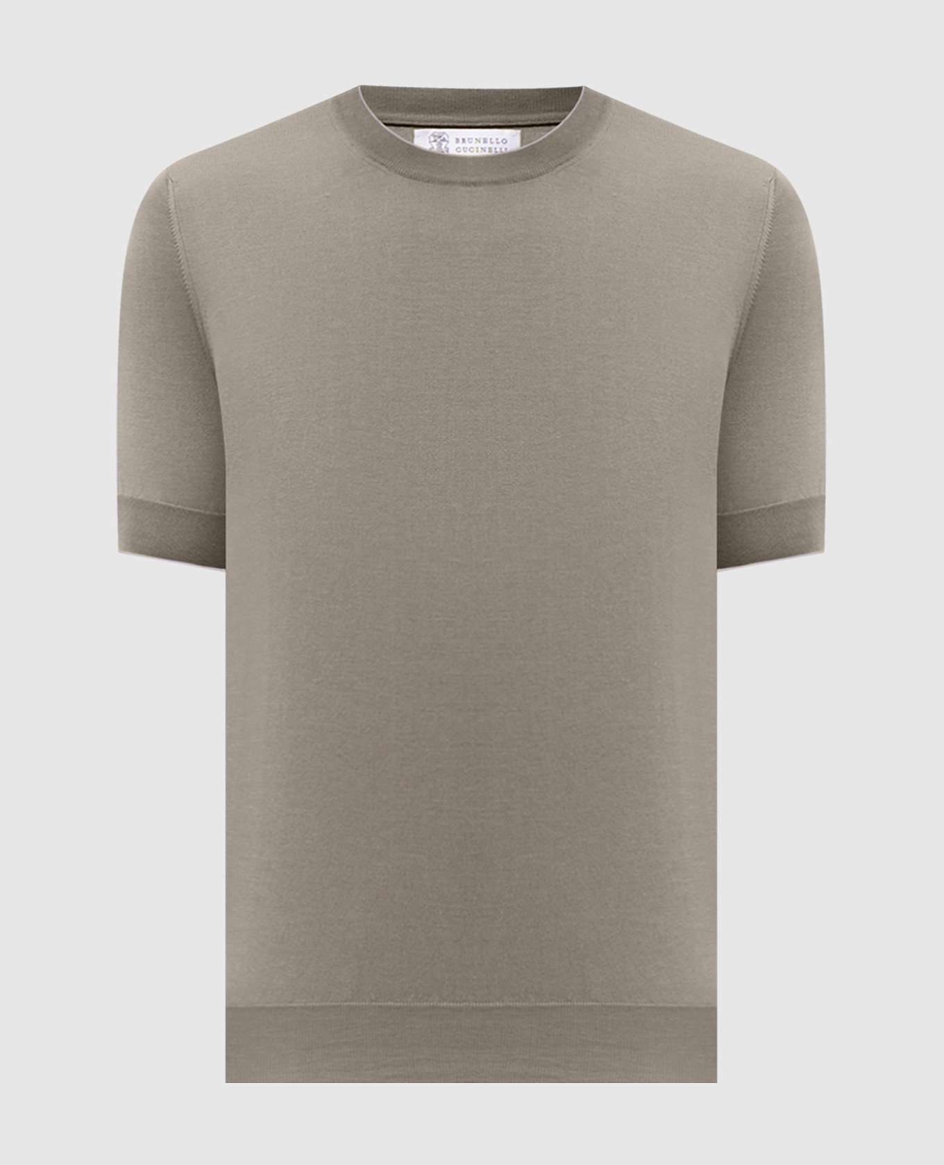 Футболка цвета хаки