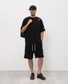 Comme des Fuckdown Чорна футболка з вишивкою емблеми FMS6CFABM01981