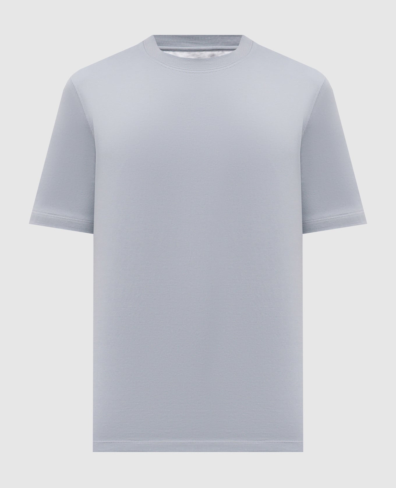 Голубая футболка