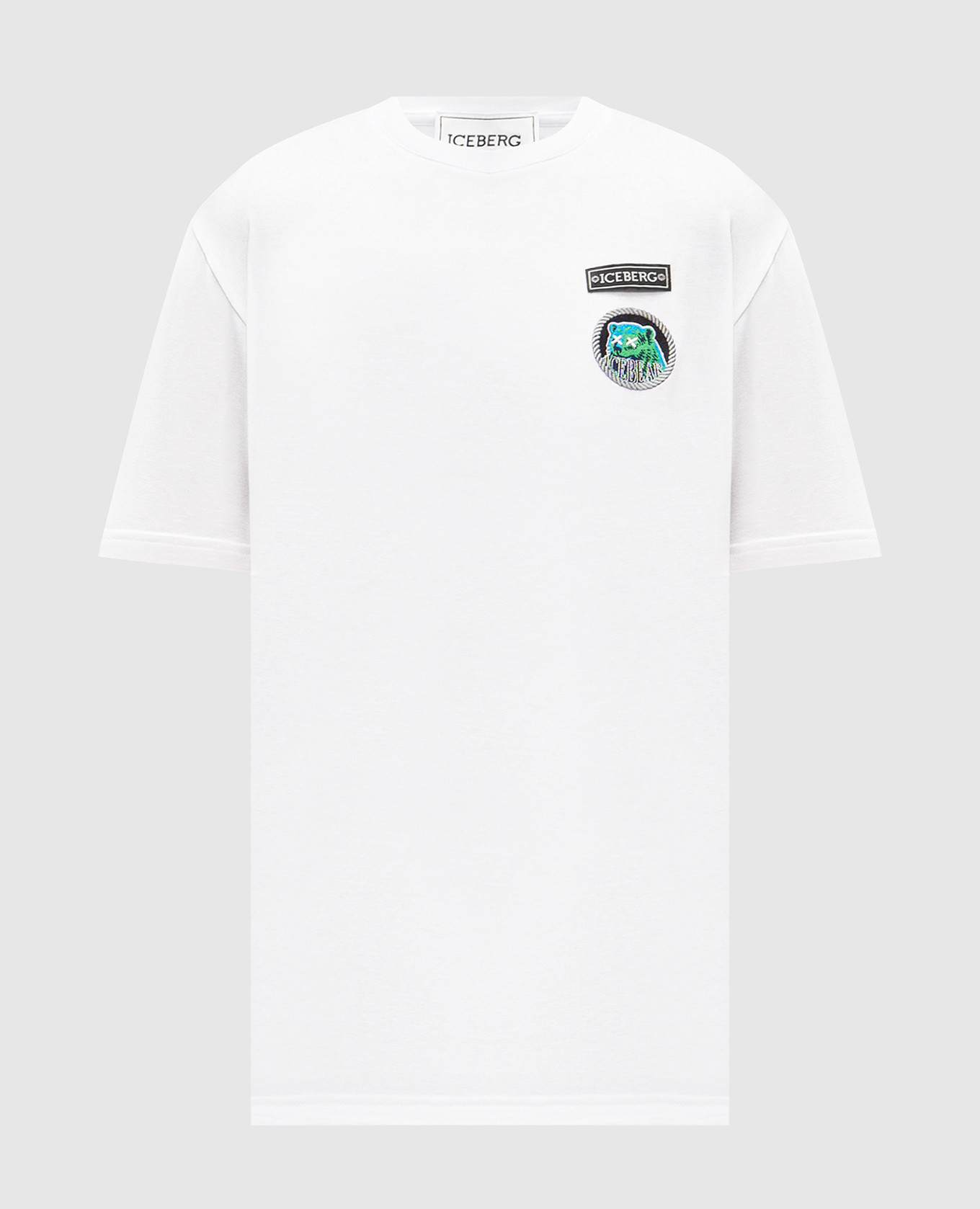 Белая футболка с нашивкой логотипа