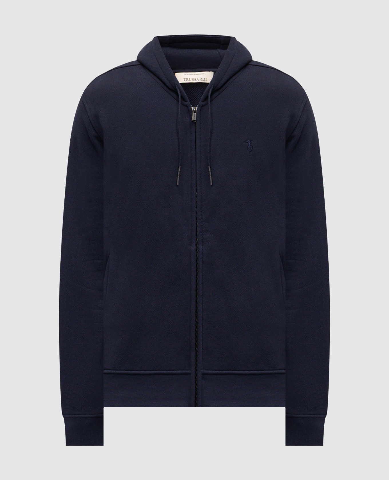 Синяя спортивная куртка с вышивкой эмблемы