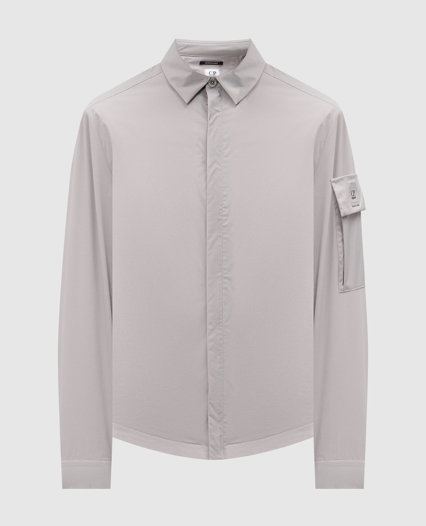 Серая ветровка с логотипом