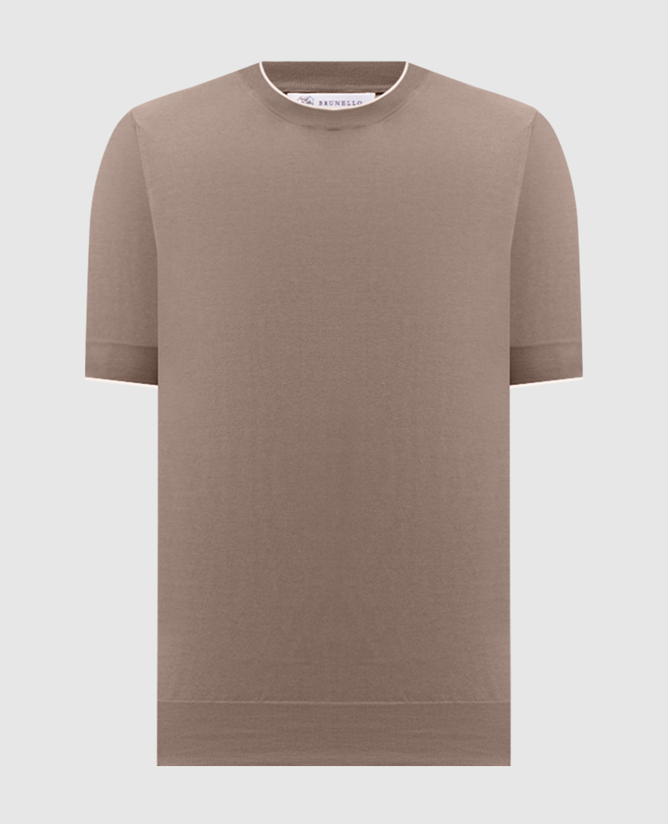 Коричневая футболка