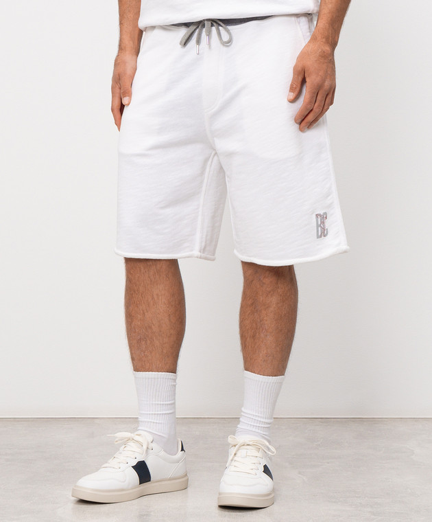 Brunello Cucinelli Белые шорты с принтом монограммы MR8313375G изображение 3