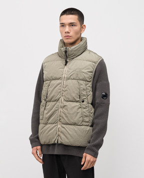 C.P. Company Пуховий жилет кольору хакі з логотипом MVE149A005904G