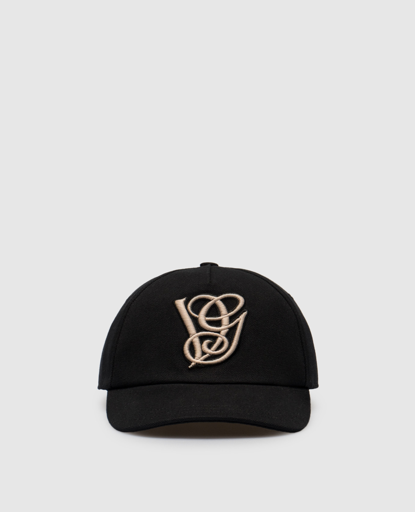 

Черная кепка Chez с логотипом, Черный, Кепки