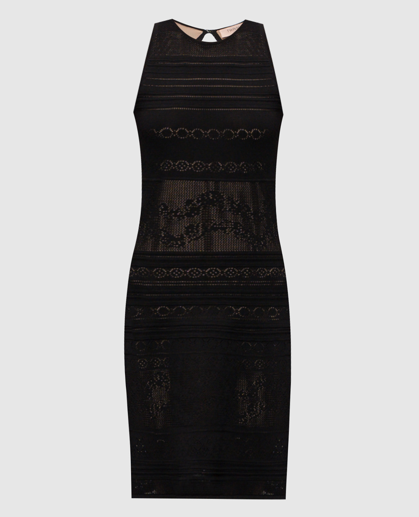 Черное платье в узор