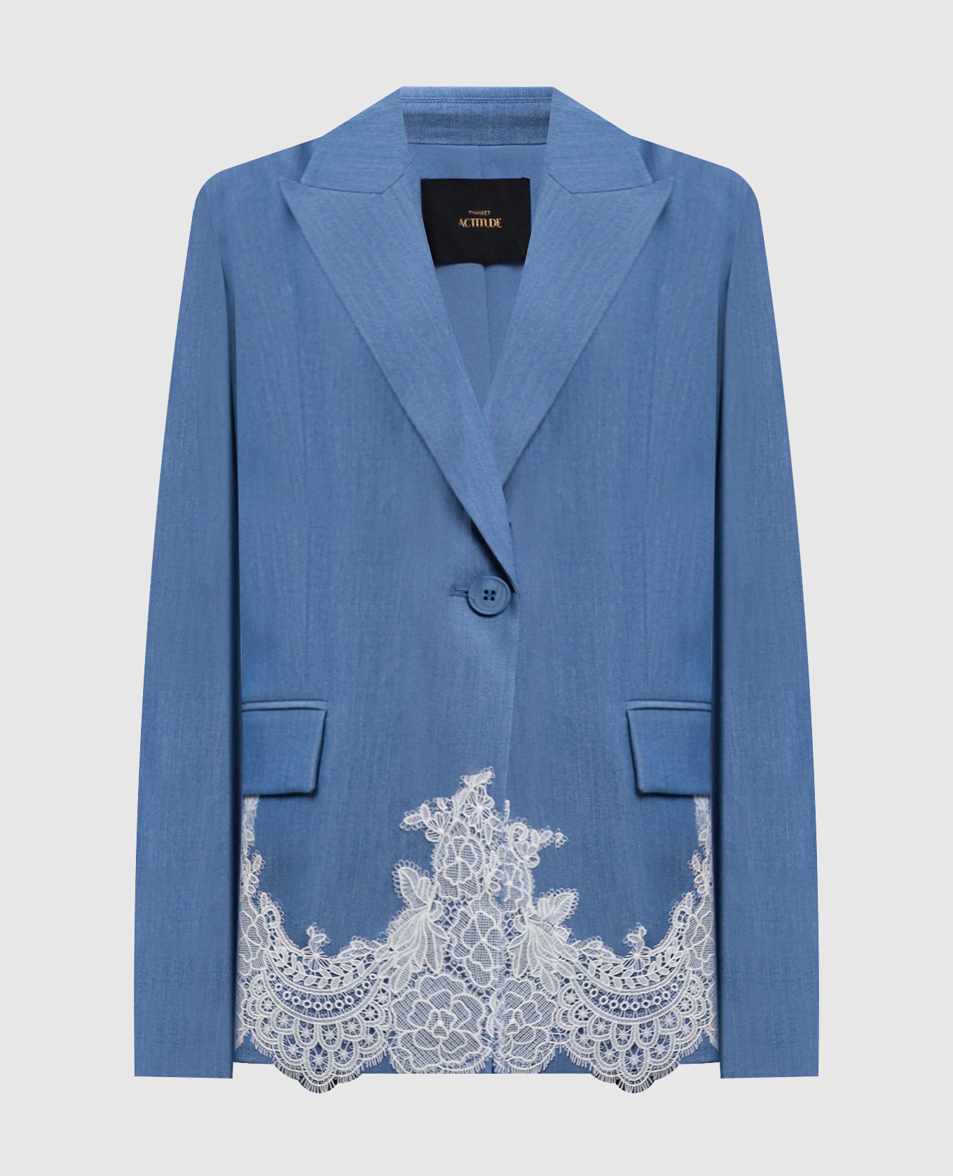 Голубой жакет с кружевом