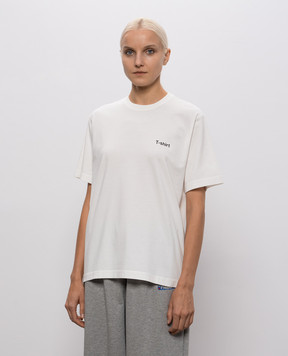 Vetements Футболка цвета айвори с контрастным принтом MH27TR220Ww