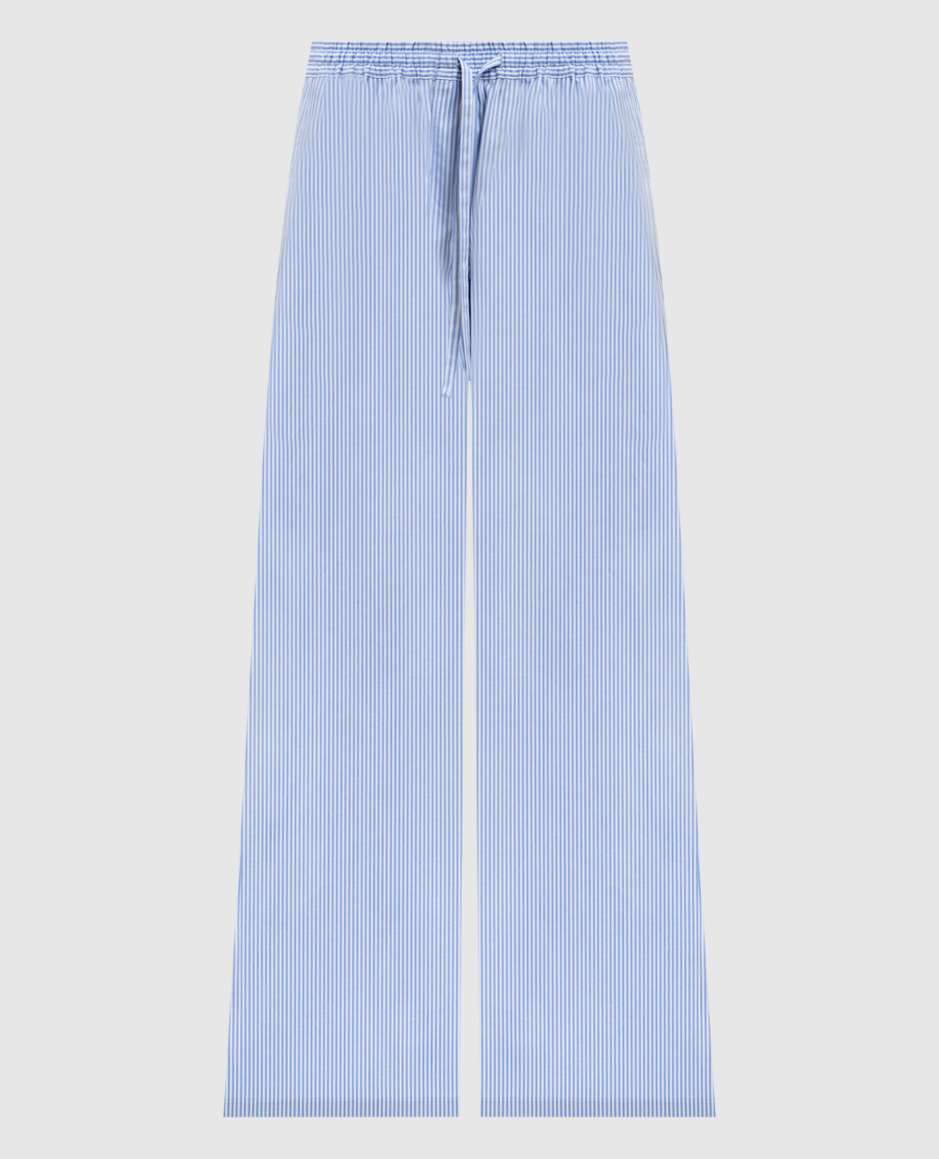 Голубые брюки в полоску
