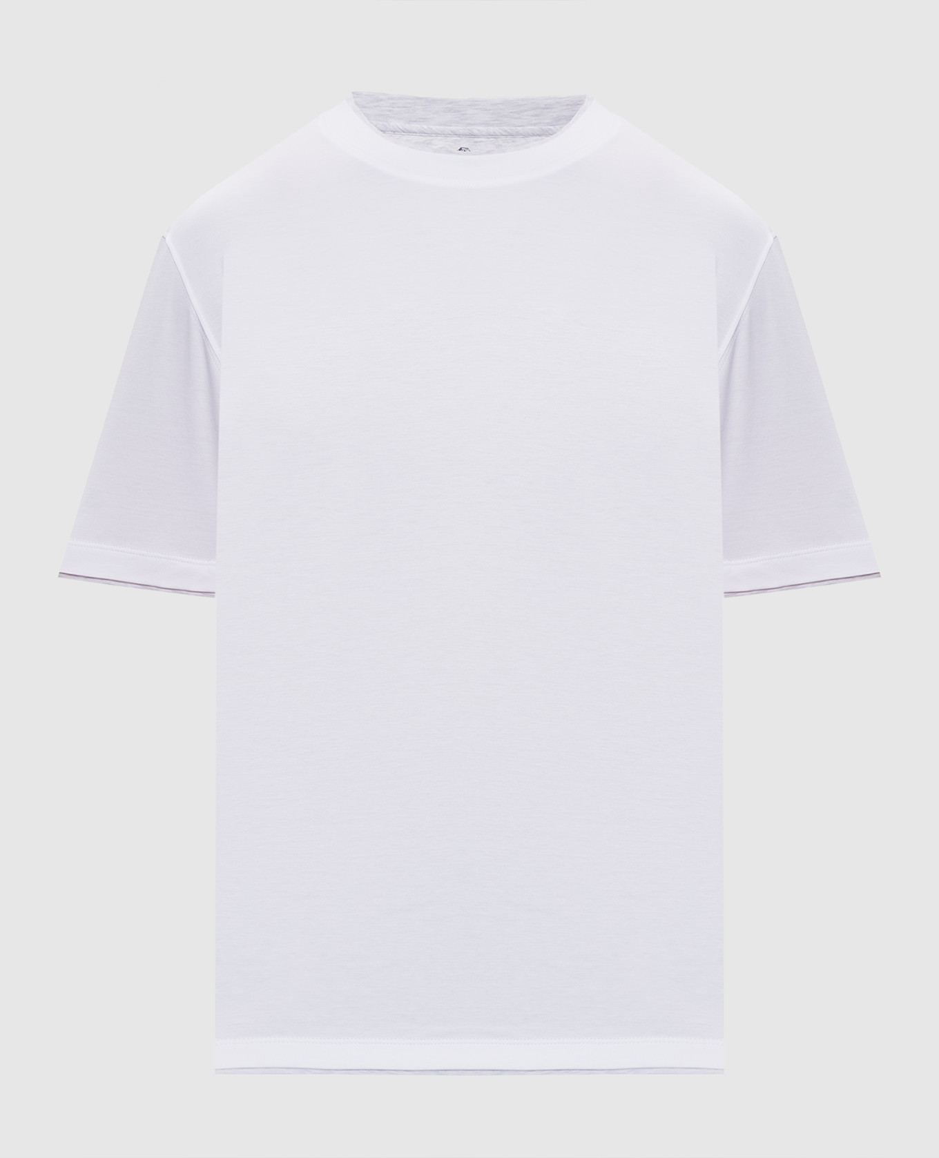 Белая футболка с эффектом наложения слоев