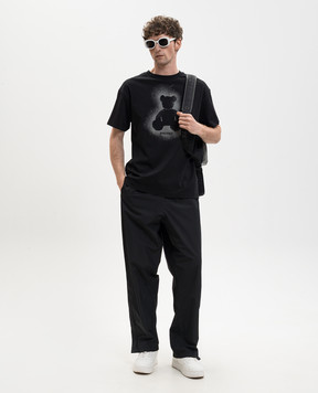 Palm Angels Черная футболка Spray Bear PMAA109S26JER001