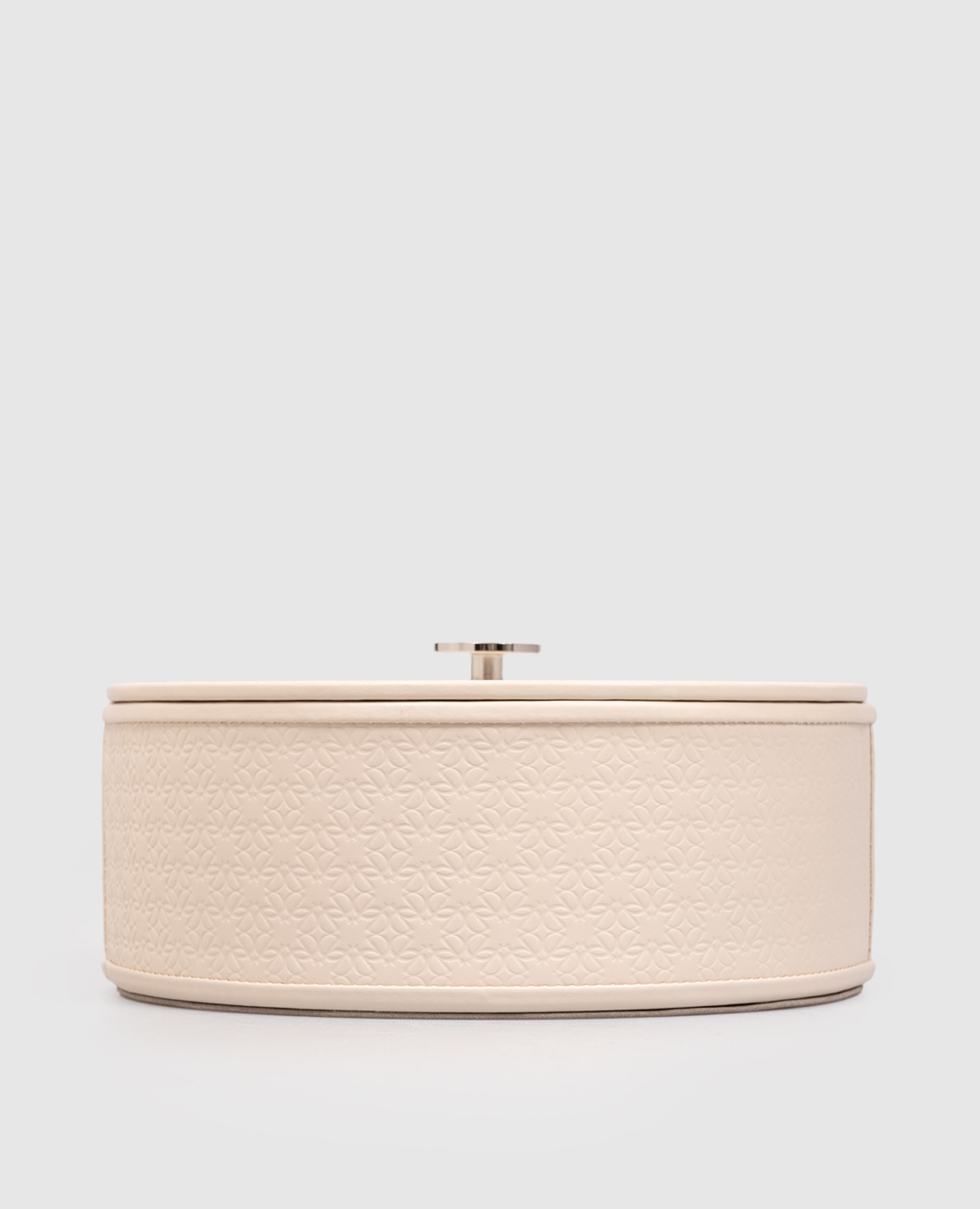 

Бежевый кожаный ящик для хранения мелочей в узор, Декор