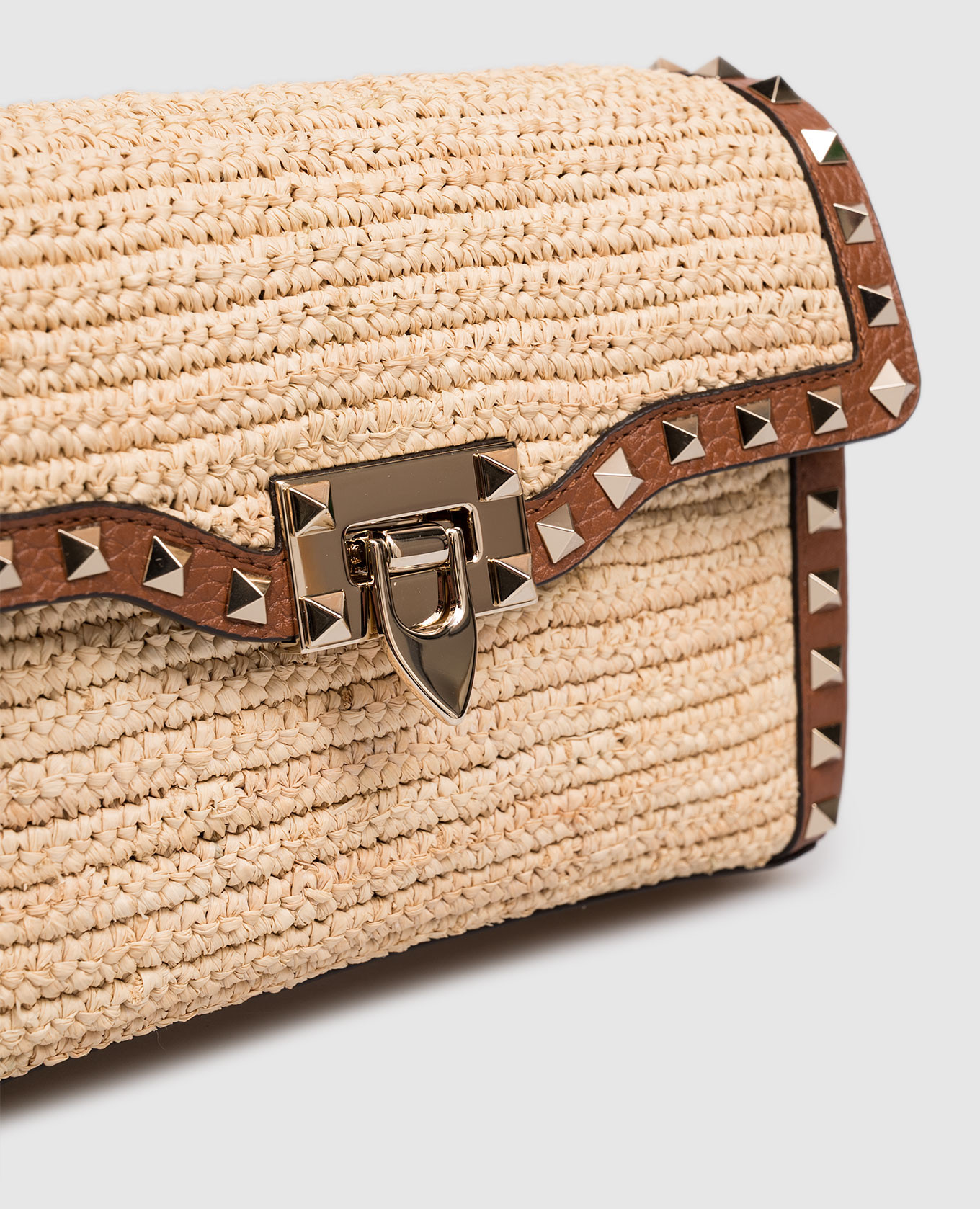 Valentino Бежева сумка крос-боді Rockstud з рафії 8W2B0R43UEN зображення 6