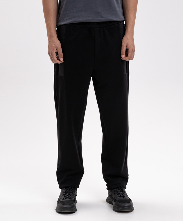 Moncler Черные спортивные брюки с фактурным логотипом L20918H0001189AZY изображение 3