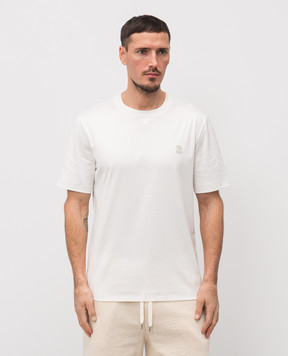 Brunello Cucinelli Белая футболка с вышивкой эмблемы M0B131328G