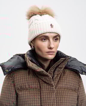 Moncler Grenoble Белая шапка из шерсти и кашемира с попмпоном K20983B00011A0069