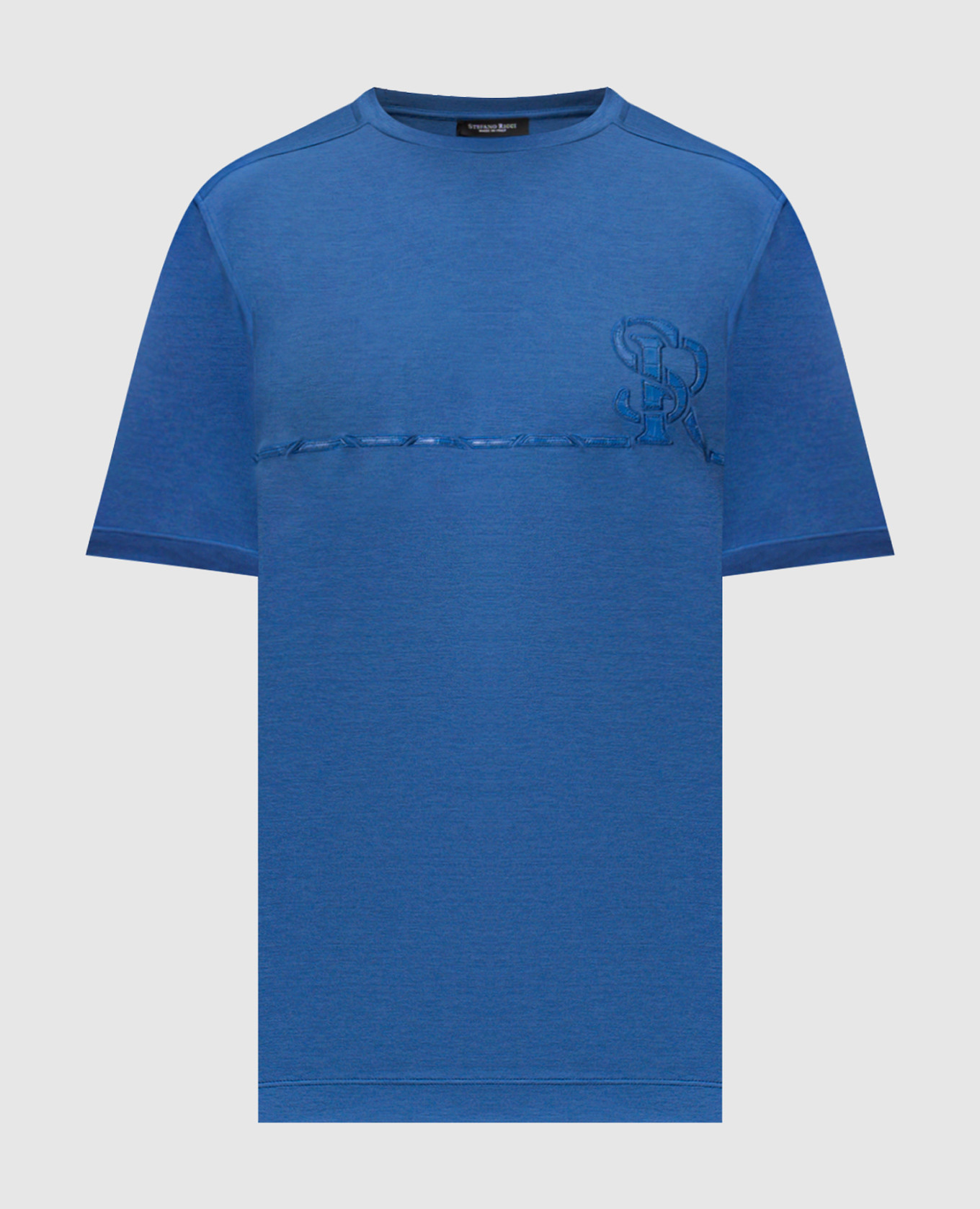 Синяя футболка с шелком