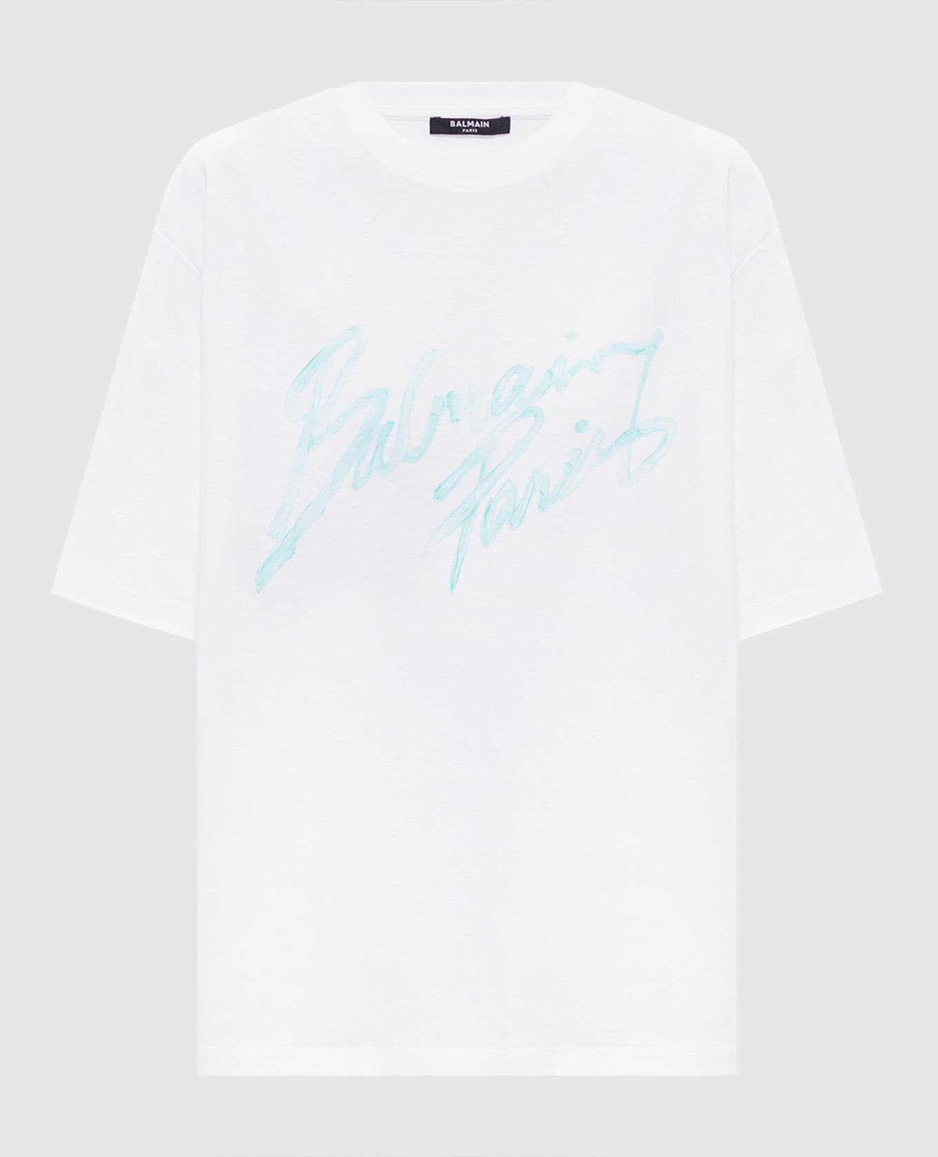 Белая футболка с логотипом