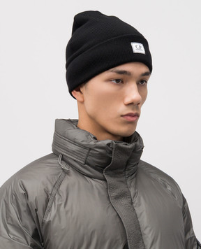 C.P. Company Чорна шапка з вовни з логотипом MAC305A005509A