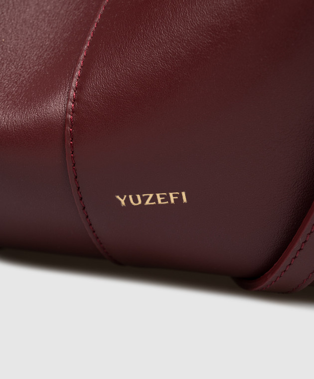 YUZEFI Бордова шкіряна сумка-тоут Mochi з принтом логотипа MOCHIBERRY зображення 4